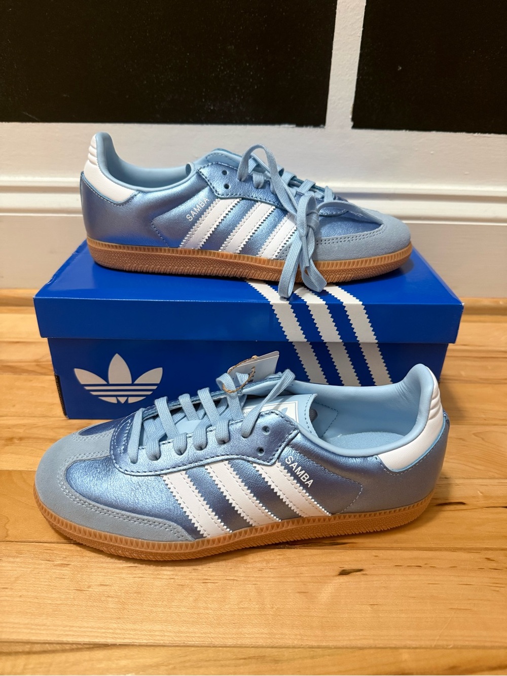 New In Box Adidas Samba OG Metallic Blue Sneakers Women’s 5